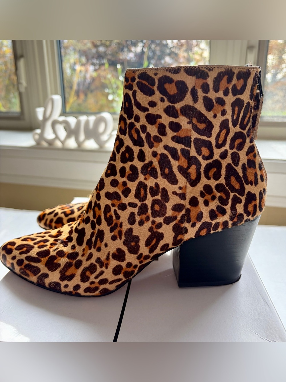 Dolce Vita Salma Bootie Leopard Print Ankle Boots US 8.5